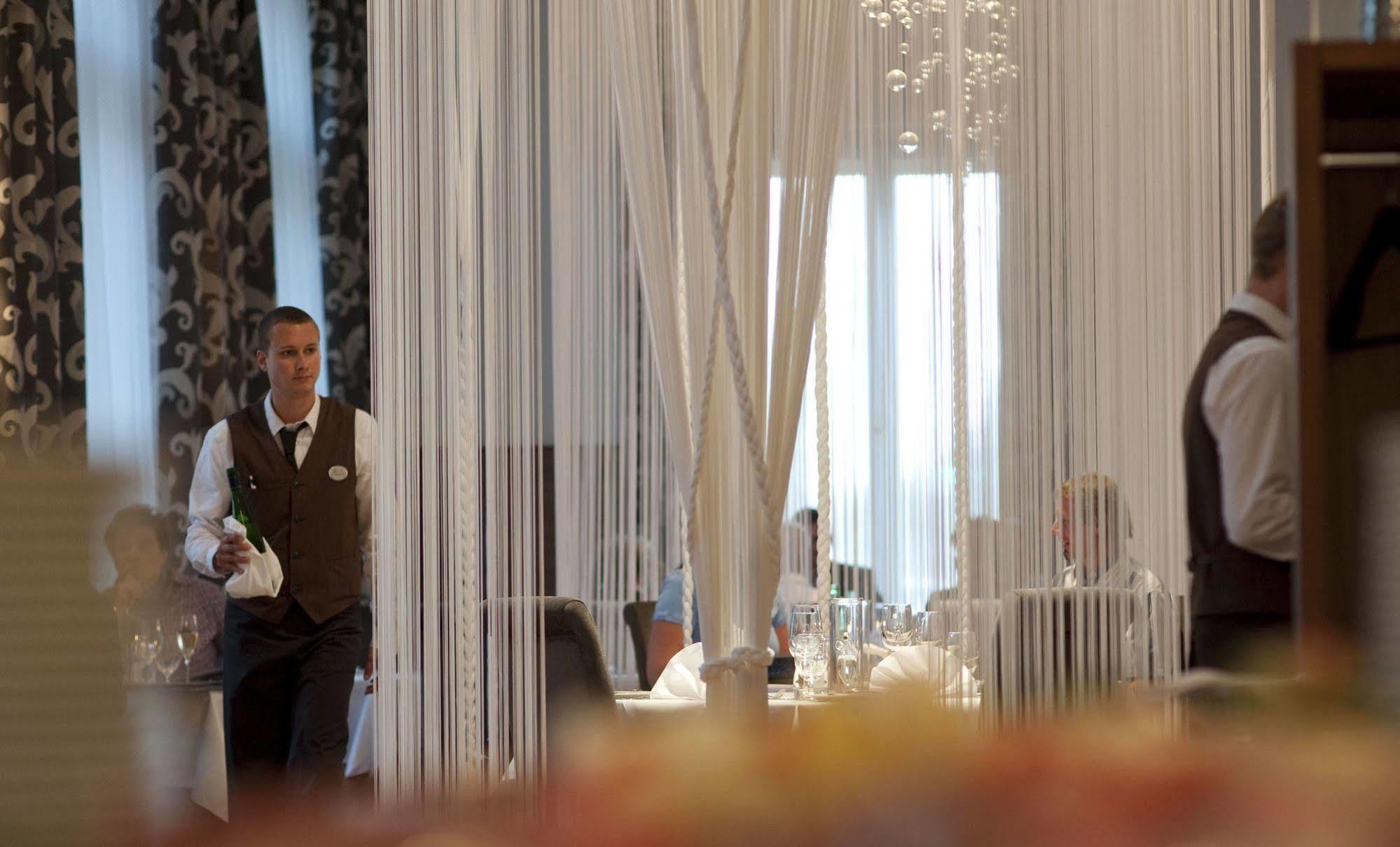 Cityhotel D&C St.Poelten Sankt Poelten Dış mekan fotoğraf